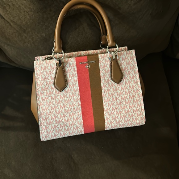 SOLD! New Michael Kors - never used - Picture 1 of 5